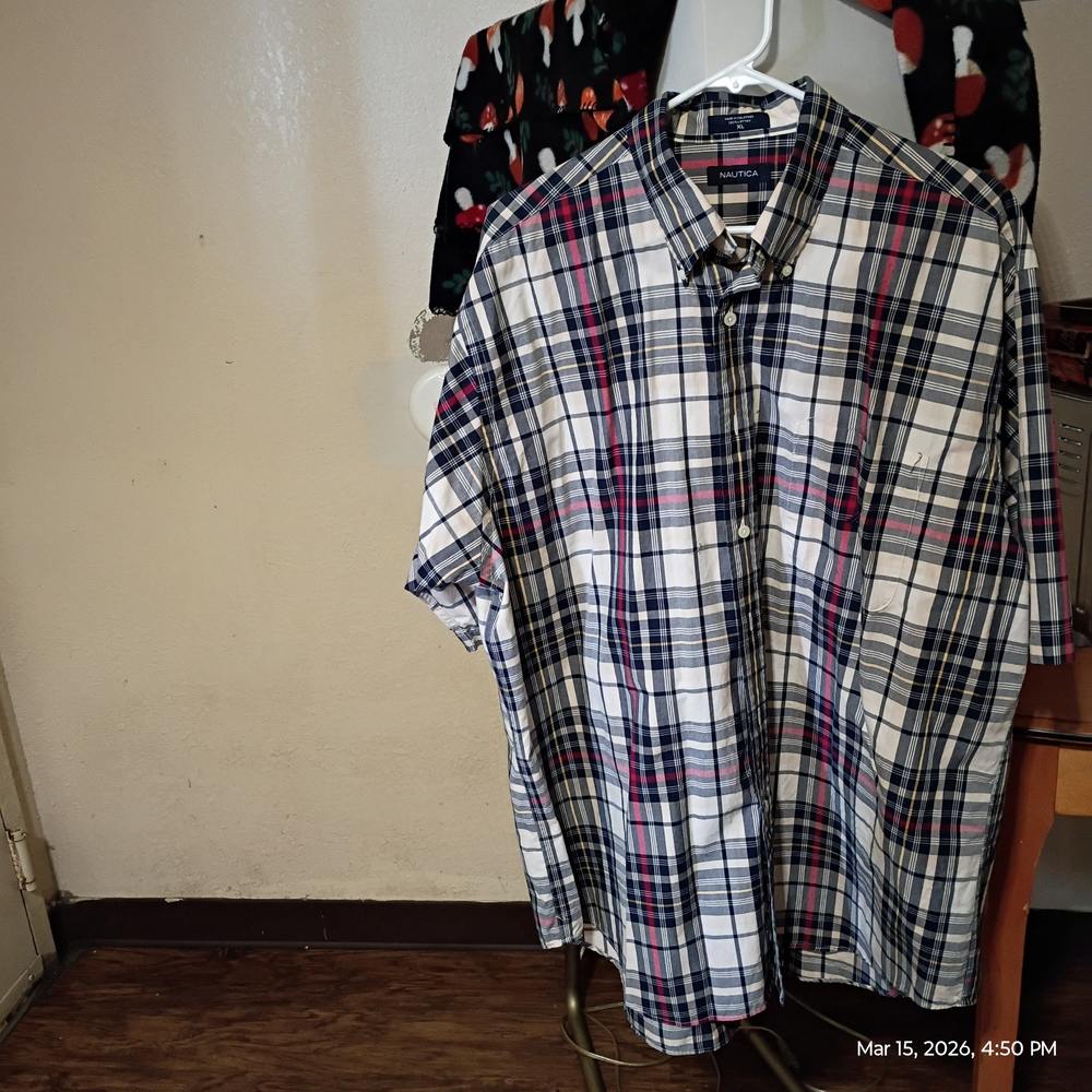 Nautica Men's Multicolor Plaid Button Down Shirt